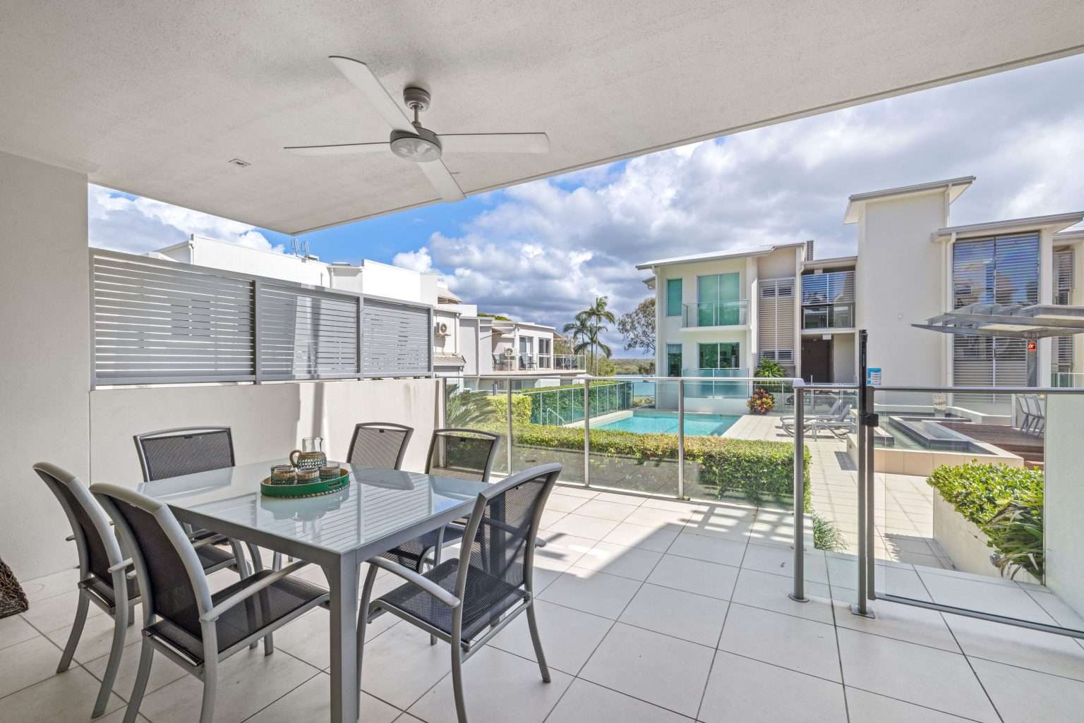 8/21 Elizabeth Street, NOOSAVILLE QLD 4566 - image #1