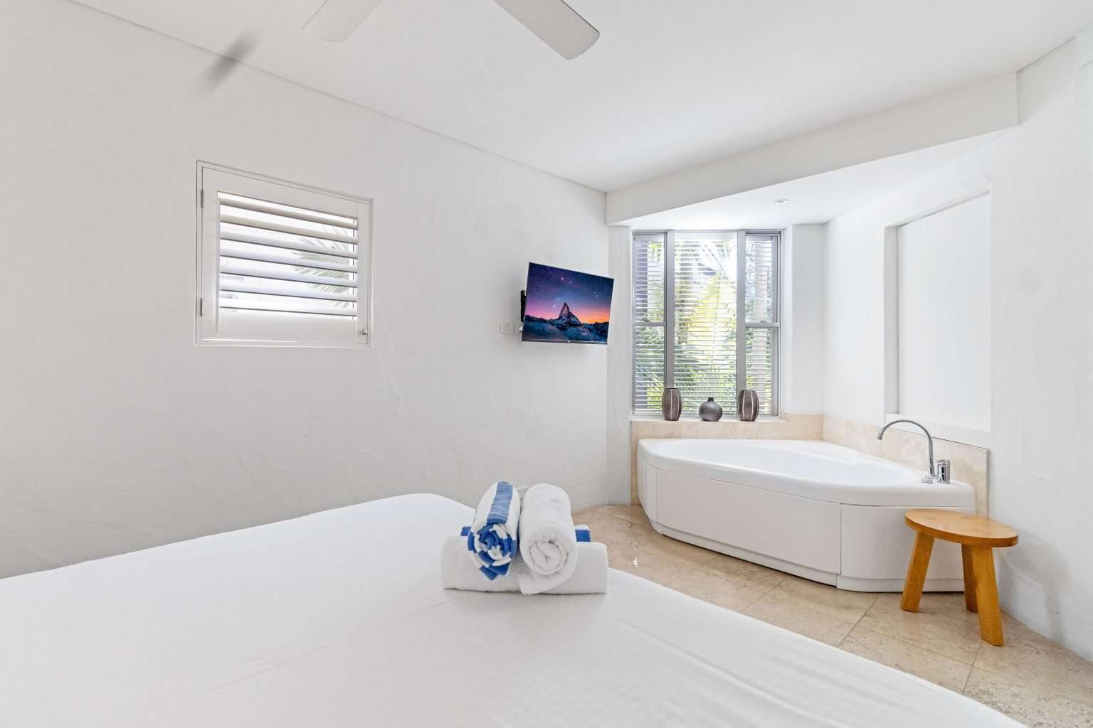 406/16 Noosa Drive, NOOSA HEADS QLD 4567 - image #10