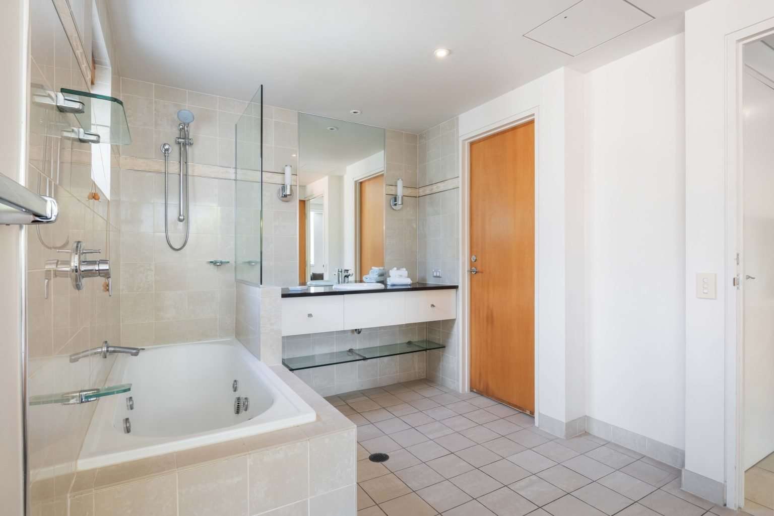 128/32 Hastings Street, NOOSA HEADS QLD 4567 - image #9