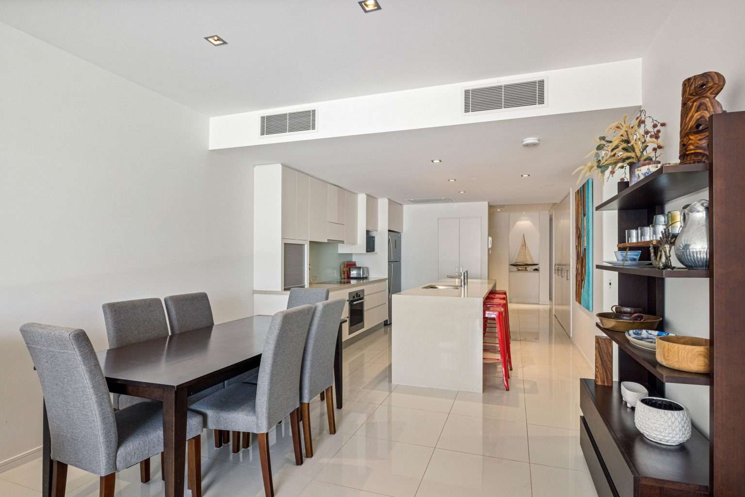 8/21 Elizabeth Street, NOOSAVILLE QLD 4566 - image #11