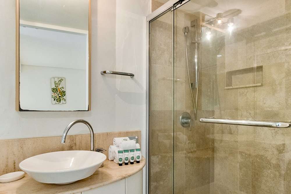 105/16 Noosa Drive, NOOSA HEADS  QLD  4567 - image #8