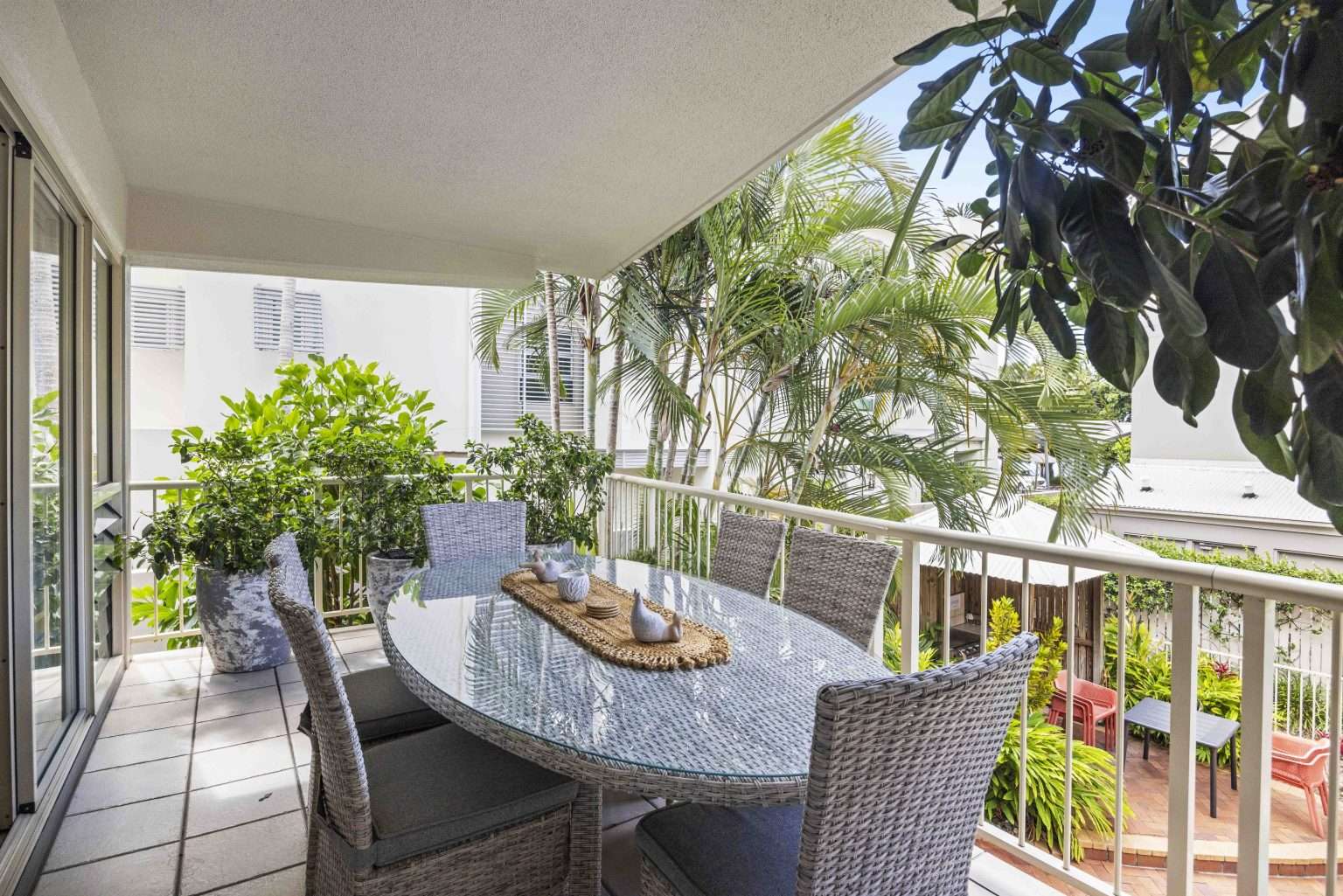 5/235 Gympie Terrace, NOOSAVILLE  QLD  4566 - image #3