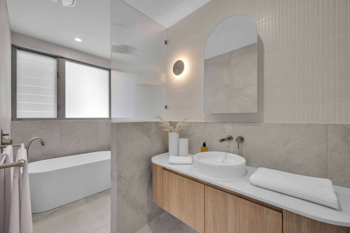 1/6 Wyandra Street, NOOSA HEADS  QLD  4567 - image #13