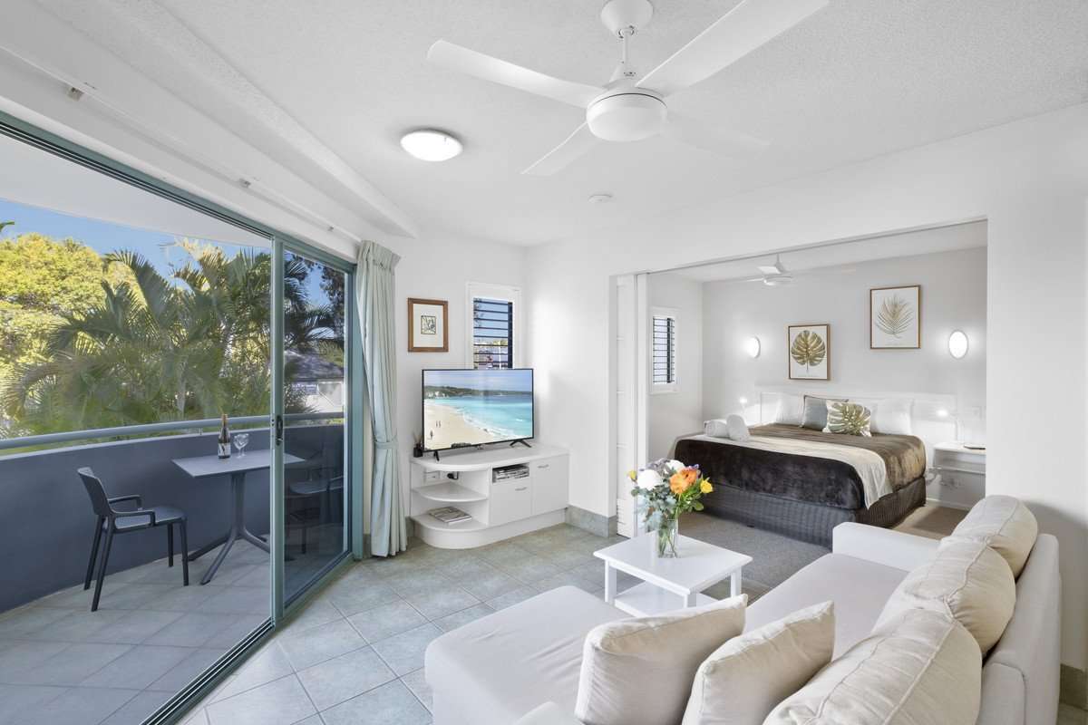 4/17 Albert Street, NOOSAVILLE QLD 4566 - image #2