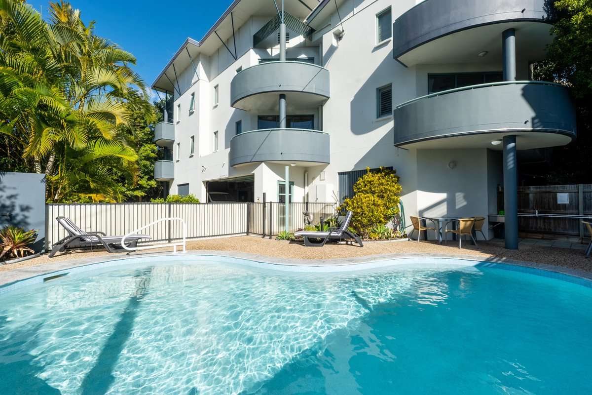 4/17 Albert Street, NOOSAVILLE QLD 4566 - image #1