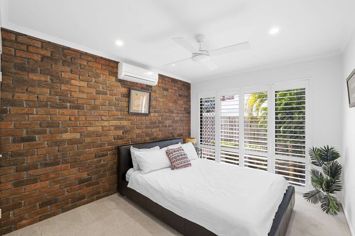 13 Delorme Street, NOOSA HEADS QLD 4567 - image #15