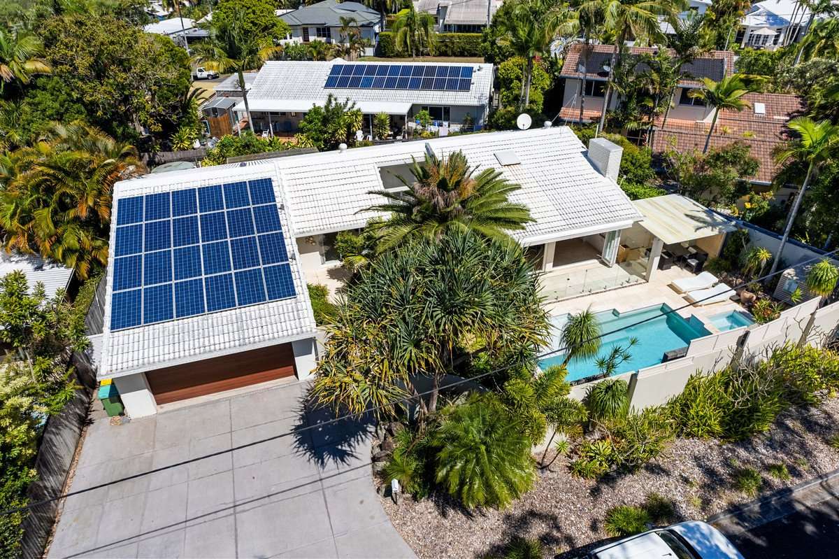 13 Delorme Street, NOOSA HEADS QLD 4567 - image #17