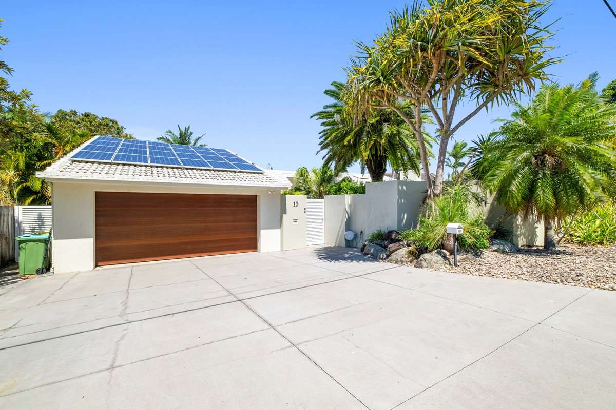 13 Delorme Street, NOOSA HEADS QLD 4567 - image #18