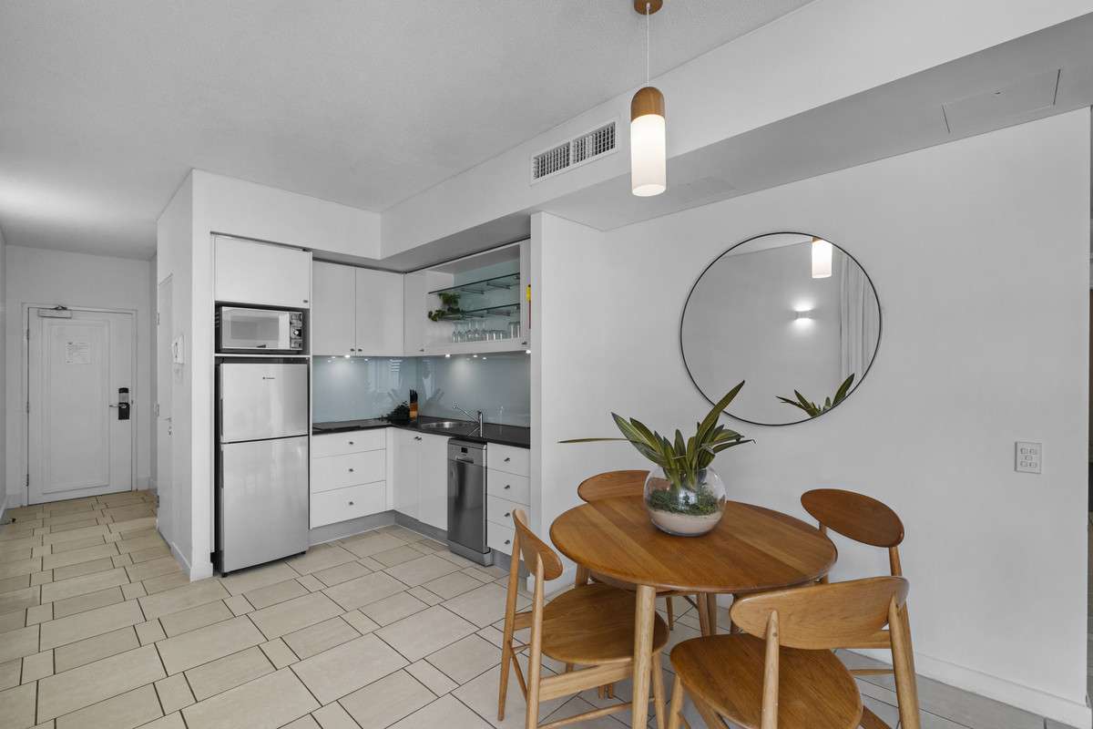 116/32 Hastings Street, Noosa Heads  QLD  4567 - image #6