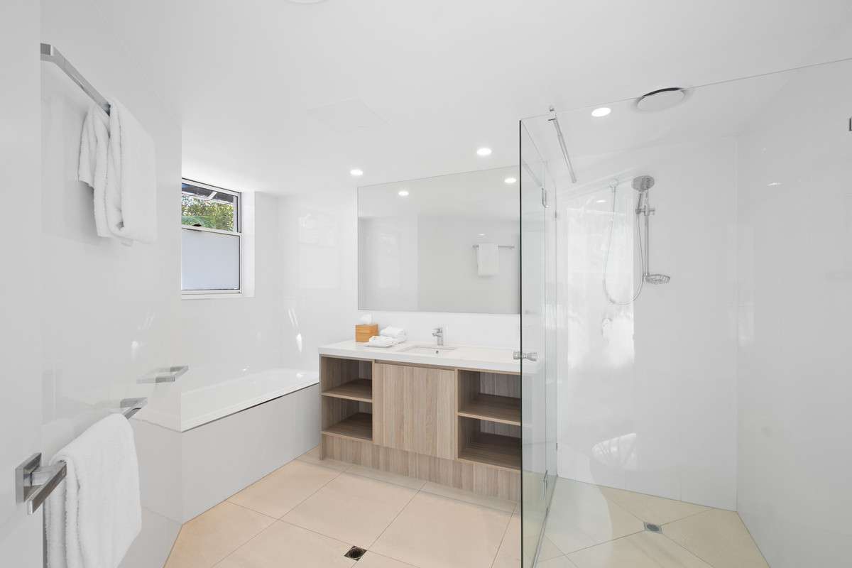 44/42 Hastings Street, Noosa Heads  QLD  4567 - image #13