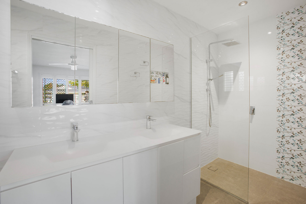 6 Fittell Court, Tewantin  QLD  4565 - image #14