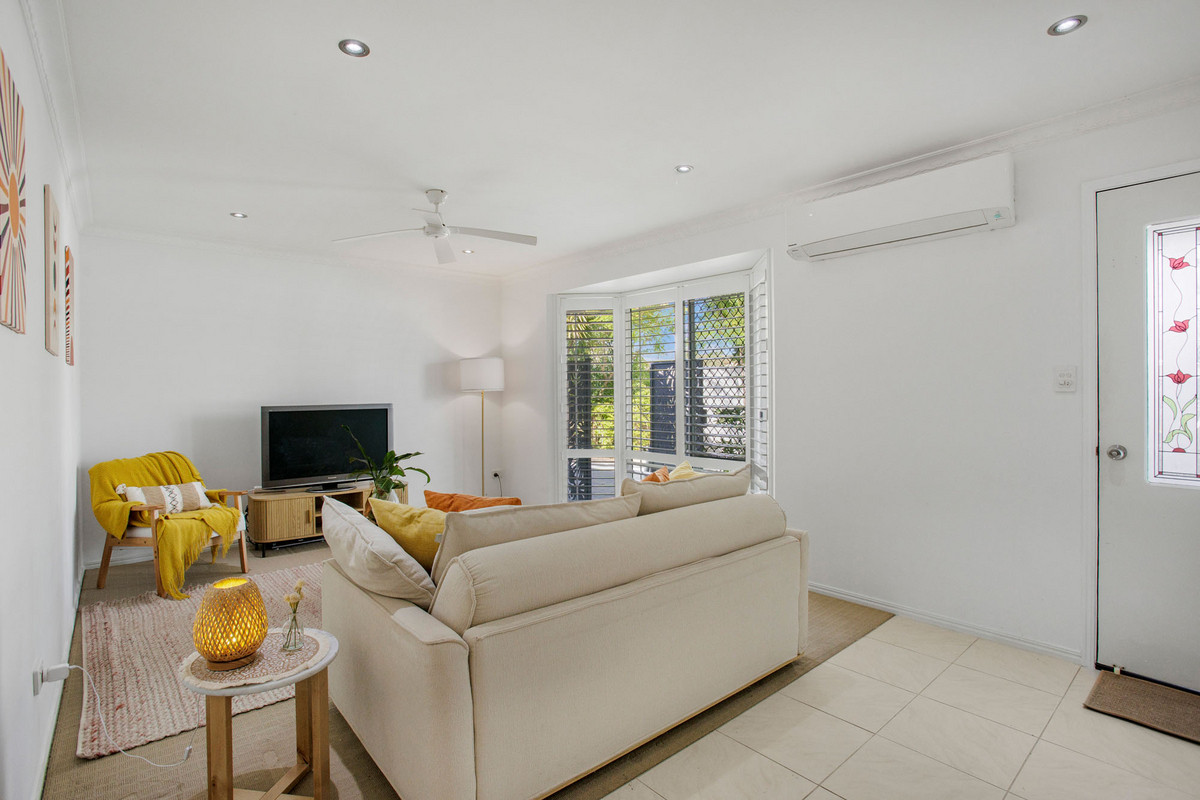 6 Fittell Court, Tewantin  QLD  4565 - image #3