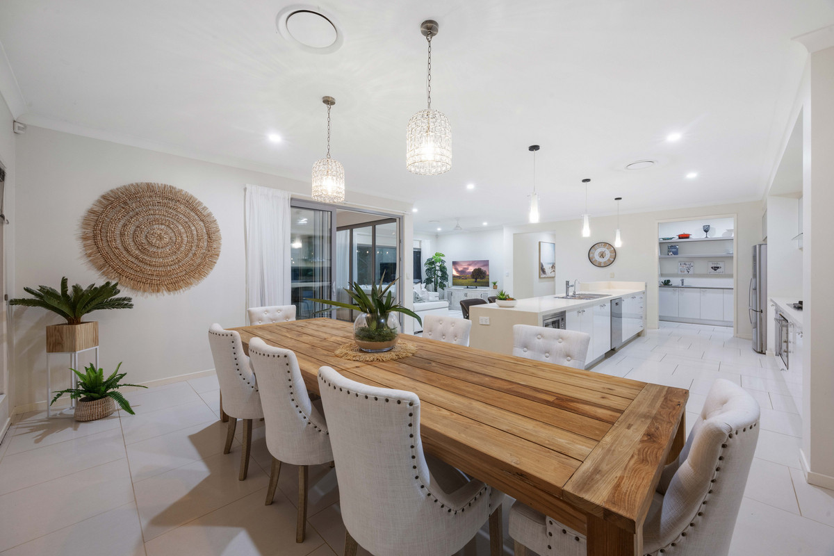 19 Grosvenor Terrace, NOOSA HEADS QLD 4567 - image #1