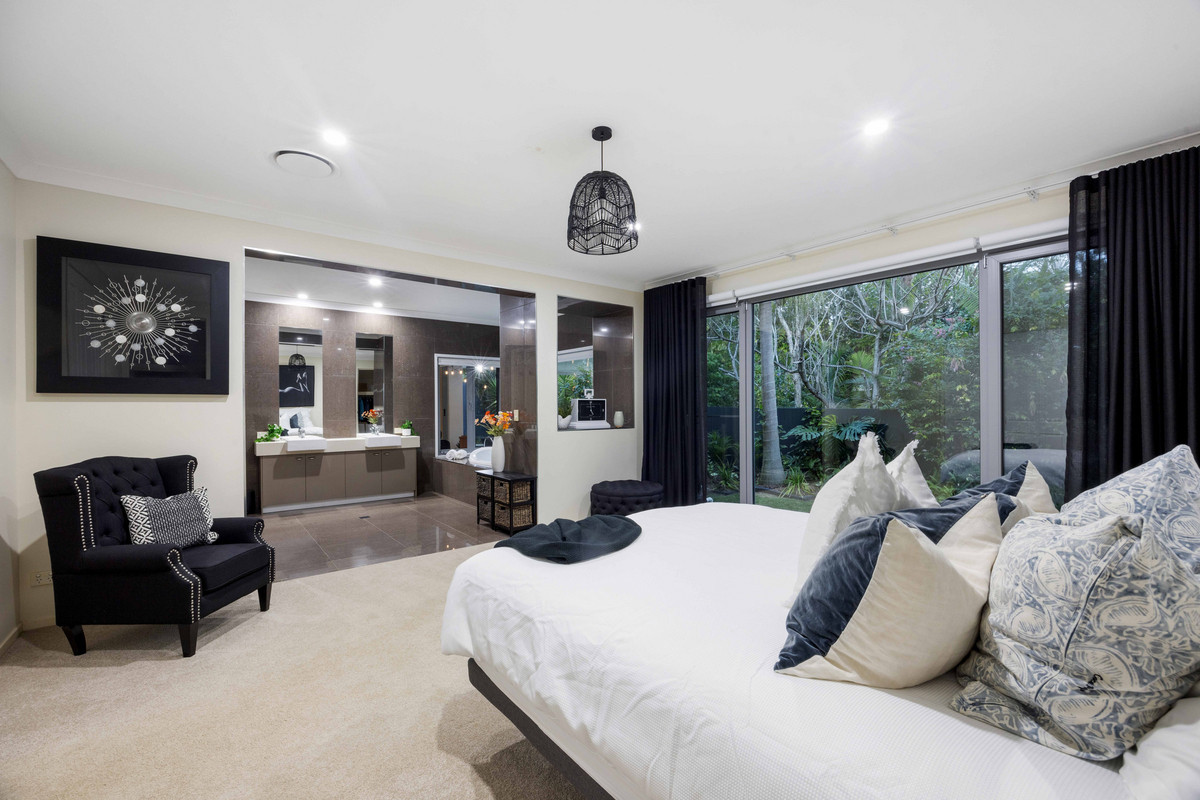 19 Grosvenor Terrace, NOOSA HEADS QLD 4567 - image #12