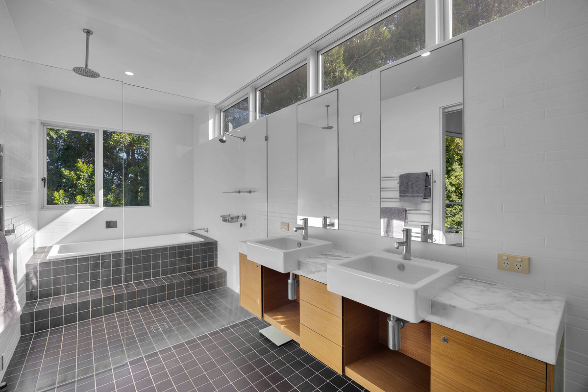 26 Cottonwood Court, NOOSA HEADS QLD 4567 - image #19