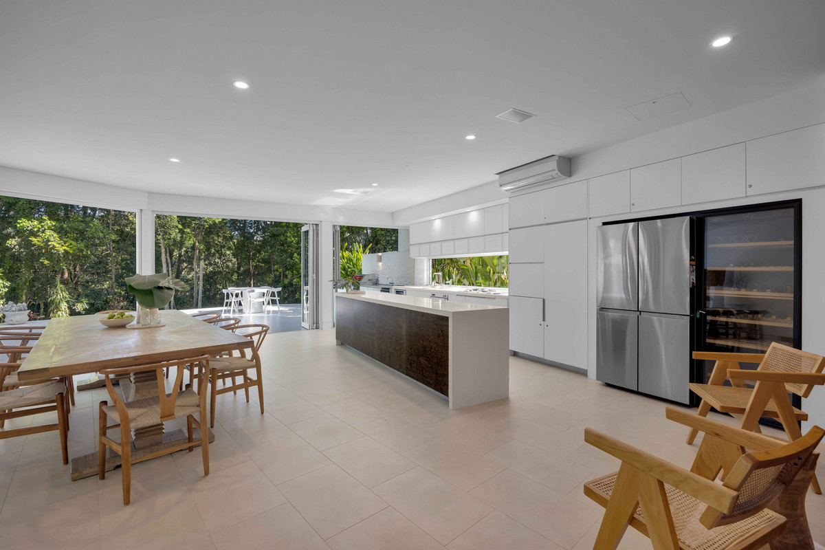 26 Cottonwood Court, NOOSA HEADS QLD 4567 - image #3
